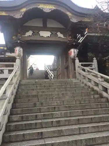 湯島天満宮の山門・神門
