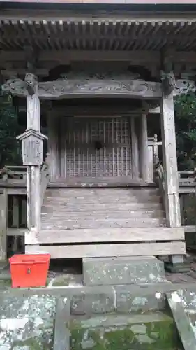 小国両神社の末社