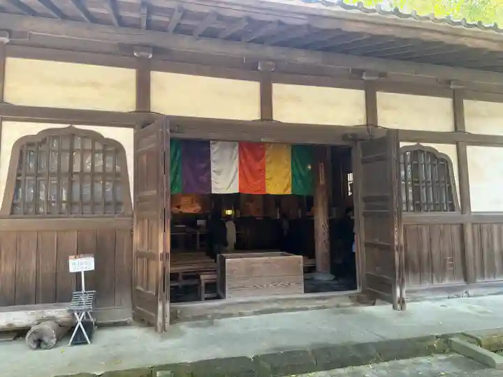 円応寺の{uncategorized: "未分類", other: "その他", undefined: "問題あり", building: "その他建物", grave: "お墓", sacred_gate: "鳥居", guardian: "狛犬", statue: "像", buddha: "仏像", history: "歴史", nature: "自然", garden: "庭園", animal: "動物", pagoda: "塔", temizu: "手水舎", mountain_gate: "山門・神門", sanctuary: "本殿・本堂", subordinate: "末社・摂社", art: "芸術", scenery: "景色", jizo: "地蔵", ema: "絵馬", goshuin: "御朱印", omikuji: "おみくじ", items: "授与品その他", amulet: "お守り", goshuincho: "御朱印帳", eats: "食事", festival: "お祭り", votive_dance: "神楽", shichigosan: "七五三参", wedding: "結婚式", experience: "体験その他", initially: "初詣", around: "周辺", anti_infection: "感染症対策"}