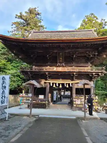 府八幡宮の山門・神門
