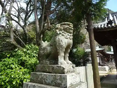 八栗寺の狛犬