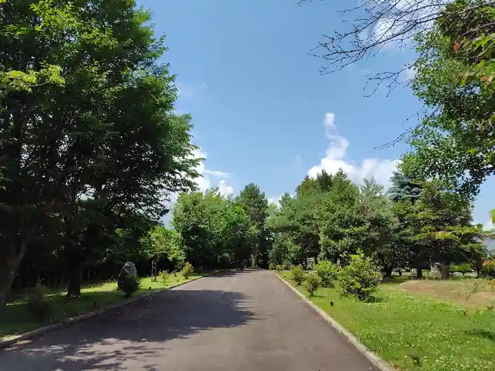 美瑛神社の庭園