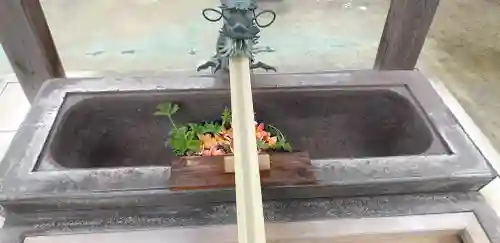 武蔵第六天神社の手水舎