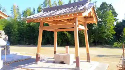 稲荷社の手水舎