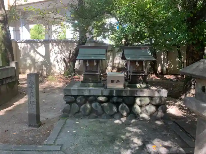 白山神社の末社・摂社