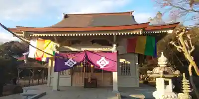 三寳寺の本殿・本堂