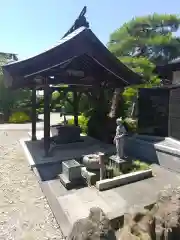 光照寺の手水