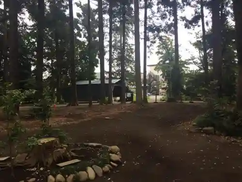 鶏峯神社の建物その他