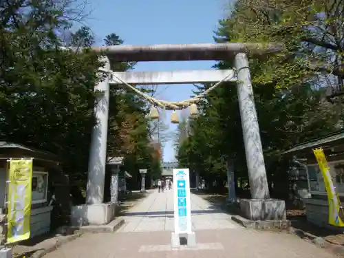 帯廣神社の鳥居