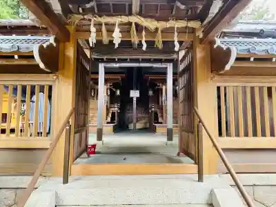 八坂神社の{uncategorized: "未分類", other: "その他", undefined: "問題あり", building: "その他建物", grave: "お墓", sacred_gate: "鳥居", guardian: "狛犬", statue: "像", buddha: "仏像", history: "歴史", nature: "自然", garden: "庭園", animal: "動物", pagoda: "塔", temizu: "手水舎", mountain_gate: "山門・神門", sanctuary: "本殿・本堂", subordinate: "末社・摂社", art: "芸術", scenery: "景色", jizo: "地蔵", ema: "絵馬", goshuin: "御朱印", omikuji: "おみくじ", items: "授与品その他", amulet: "お守り", goshuincho: "御朱印帳", eats: "食事", festival: "お祭り", votive_dance: "神楽", shichigosan: "七五三参", wedding: "結婚式", experience: "体験その他", initially: "初詣", around: "周辺", anti_infection: "感染症対策"}