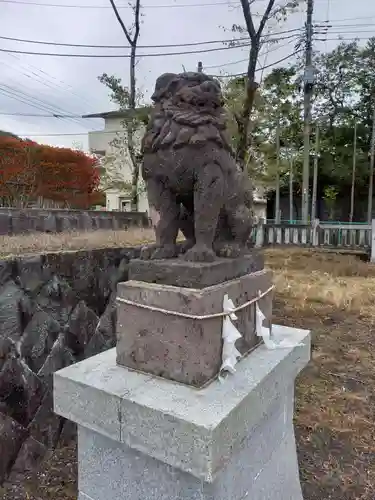 伊奈神社の狛犬