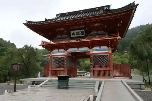 勝尾寺の山門・神門