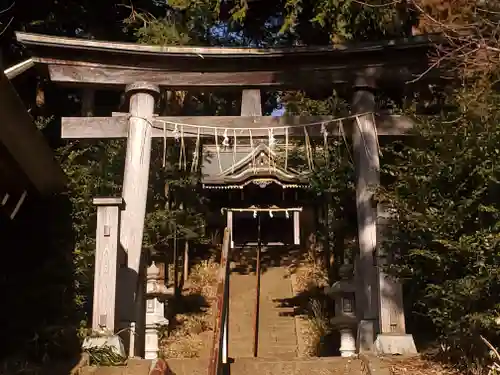 西八朔杉山神社の鳥居