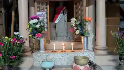 大泉町延命地蔵堂の地蔵