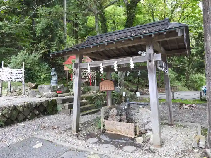 御座石神社(秋田県)