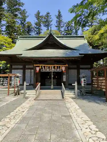 國魂神社の本殿