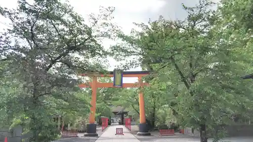 平野神社の鳥居