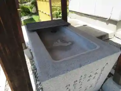 法源寺の手水舎