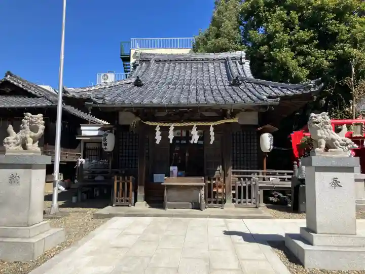 池袋御嶽神社の{uncategorized: "未分類", other: "その他", undefined: "問題あり", building: "その他建物", grave: "お墓", sacred_gate: "鳥居", guardian: "狛犬", statue: "像", buddha: "仏像", history: "歴史", nature: "自然", garden: "庭園", animal: "動物", pagoda: "塔", temizu: "手水舎", mountain_gate: "山門・神門", sanctuary: "本殿・本堂", subordinate: "末社・摂社", art: "芸術", scenery: "景色", jizo: "地蔵", ema: "絵馬", goshuin: "御朱印", omikuji: "おみくじ", items: "授与品その他", amulet: "お守り", goshuincho: "御朱印帳", eats: "食事", festival: "お祭り", votive_dance: "神楽", shichigosan: "七五三参", wedding: "結婚式", experience: "体験その他", initially: "初詣", around: "周辺", anti_infection: "感染症対策"}