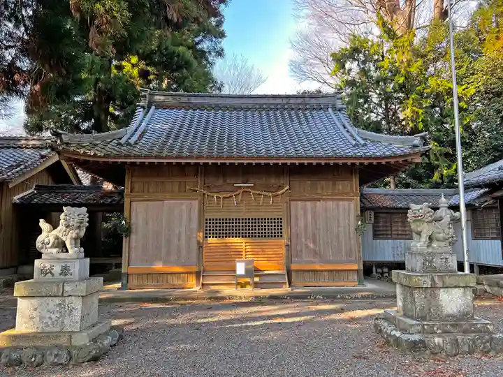 南宮御旅神社の本殿・本堂
