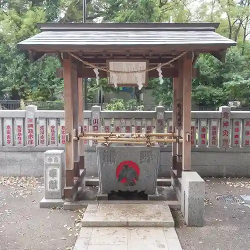 熊野神社の手水舎