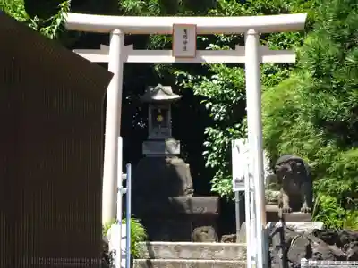 鶴見神社の末社・摂社