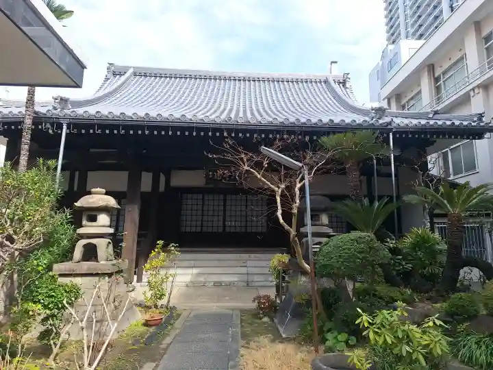 冷雲院の{uncategorized: "未分類", other: "その他", undefined: "問題あり", building: "その他建物", grave: "お墓", sacred_gate: "鳥居", guardian: "狛犬", statue: "像", buddha: "仏像", history: "歴史", nature: "自然", garden: "庭園", animal: "動物", pagoda: "塔", temizu: "手水舎", mountain_gate: "山門・神門", sanctuary: "本殿・本堂", subordinate: "末社・摂社", art: "芸術", scenery: "景色", jizo: "地蔵", ema: "絵馬", goshuin: "御朱印", omikuji: "おみくじ", items: "授与品その他", amulet: "お守り", goshuincho: "御朱印帳", eats: "食事", festival: "お祭り", votive_dance: "神楽", shichigosan: "七五三参", wedding: "結婚式", experience: "体験その他", initially: "初詣", around: "周辺", anti_infection: "感染症対策"}