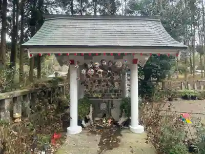 串間神社の{uncategorized: "未分類", other: "その他", undefined: "問題あり", building: "その他建物", grave: "お墓", sacred_gate: "鳥居", guardian: "狛犬", statue: "像", buddha: "仏像", history: "歴史", nature: "自然", garden: "庭園", animal: "動物", pagoda: "塔", temizu: "手水舎", mountain_gate: "山門・神門", sanctuary: "本殿・本堂", subordinate: "末社・摂社", art: "芸術", scenery: "景色", jizo: "地蔵", ema: "絵馬", goshuin: "御朱印", omikuji: "おみくじ", items: "授与品その他", amulet: "お守り", goshuincho: "御朱印帳", eats: "食事", festival: "お祭り", votive_dance: "神楽", shichigosan: "七五三参", wedding: "結婚式", experience: "体験その他", initially: "初詣", around: "周辺", anti_infection: "感染症対策"}