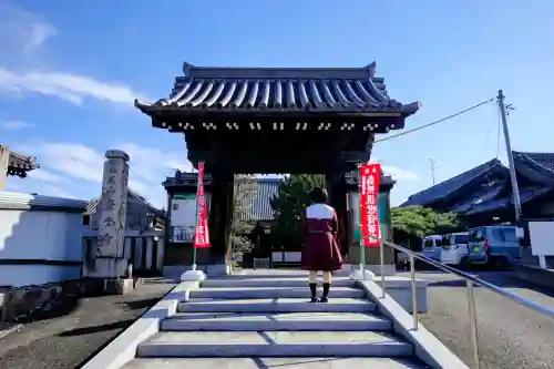 康全寺の{uncategorized: "未分類", other: "その他", undefined: "問題あり", building: "その他建物", grave: "お墓", sacred_gate: "鳥居", guardian: "狛犬", statue: "像", buddha: "仏像", history: "歴史", nature: "自然", garden: "庭園", animal: "動物", pagoda: "塔", temizu: "手水舎", mountain_gate: "山門・神門", sanctuary: "本殿・本堂", subordinate: "末社・摂社", art: "芸術", scenery: "景色", jizo: "地蔵", ema: "絵馬", goshuin: "御朱印", omikuji: "おみくじ", items: "授与品その他", amulet: "お守り", goshuincho: "御朱印帳", eats: "食事", festival: "お祭り", votive_dance: "神楽", shichigosan: "七五三参", wedding: "結婚式", experience: "体験その他", initially: "初詣", around: "周辺", anti_infection: "感染症対策"}