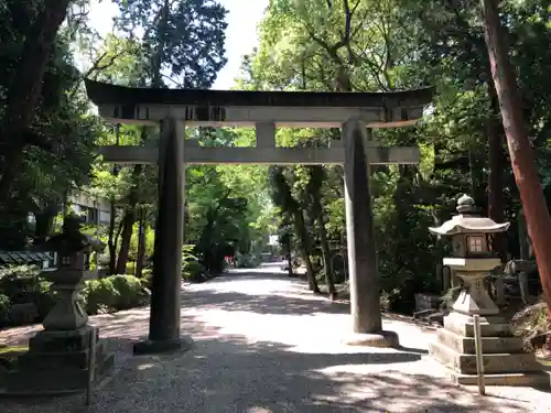 大和神社の鳥居