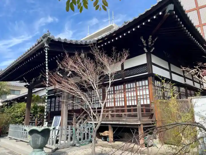 愛染院の{uncategorized: "未分類", other: "その他", undefined: "問題あり", building: "その他建物", grave: "お墓", sacred_gate: "鳥居", guardian: "狛犬", statue: "像", buddha: "仏像", history: "歴史", nature: "自然", garden: "庭園", animal: "動物", pagoda: "塔", temizu: "手水舎", mountain_gate: "山門・神門", sanctuary: "本殿・本堂", subordinate: "末社・摂社", art: "芸術", scenery: "景色", jizo: "地蔵", ema: "絵馬", goshuin: "御朱印", omikuji: "おみくじ", items: "授与品その他", amulet: "お守り", goshuincho: "御朱印帳", eats: "食事", festival: "お祭り", votive_dance: "神楽", shichigosan: "七五三参", wedding: "結婚式", experience: "体験その他", initially: "初詣", around: "周辺", anti_infection: "感染症対策"}