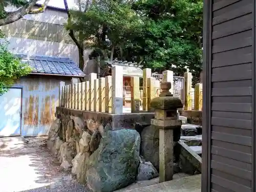 神明社（三ツ屋神明社）の末社・摂社