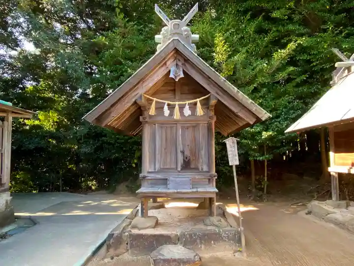八重垣神社の末社・摂社