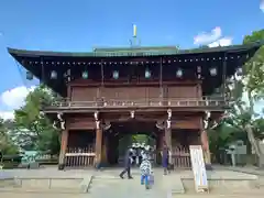 石切劔箭神社の山門