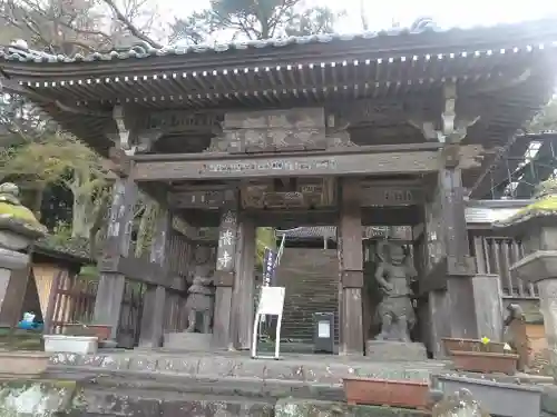 富貴寺の山門