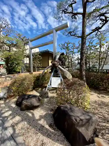 飛行神社の鳥居