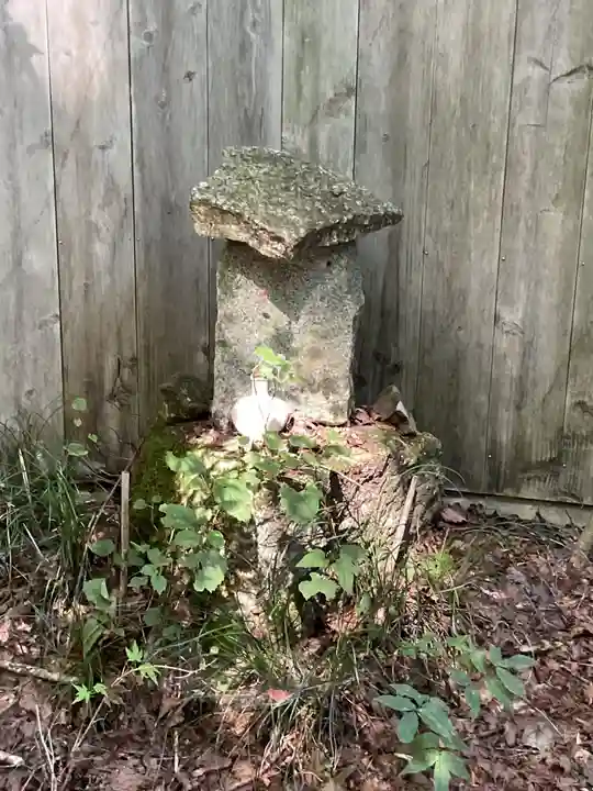 寿老滝石仏堂のその他建物