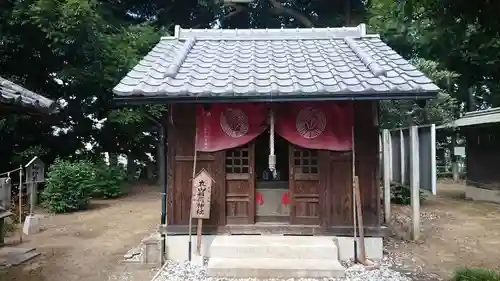 鶴峯八幡宮の末社