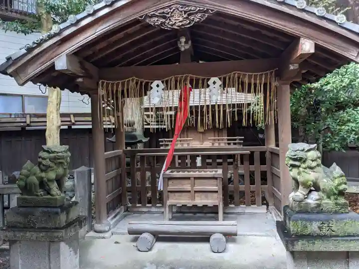 安井金比羅宮の末社・摂社