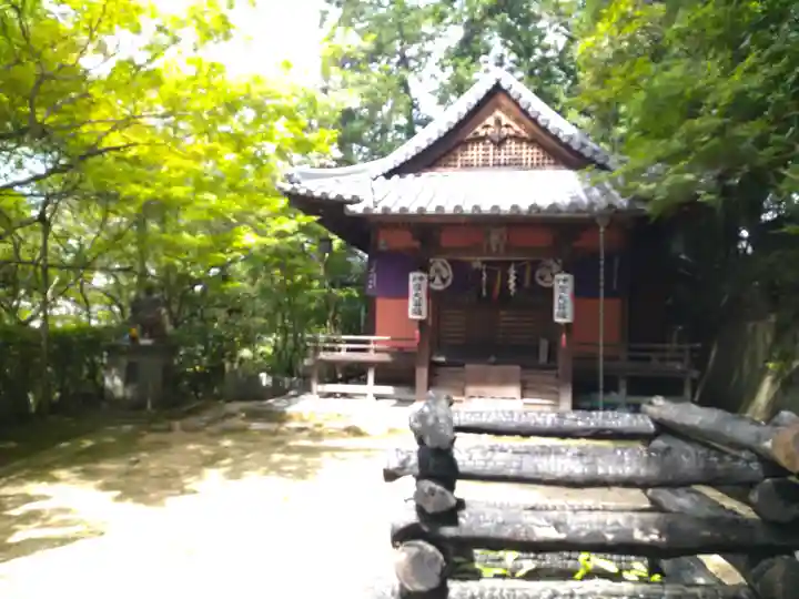 五流尊瀧院の末社・摂社