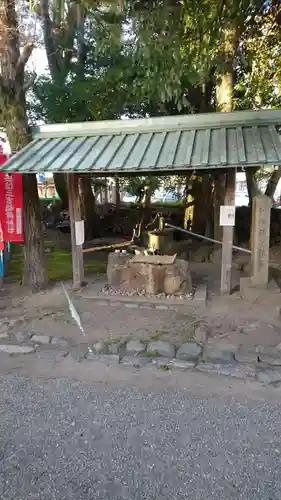 世木神社の手水舎