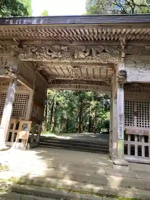 倭文神社の山門・神門