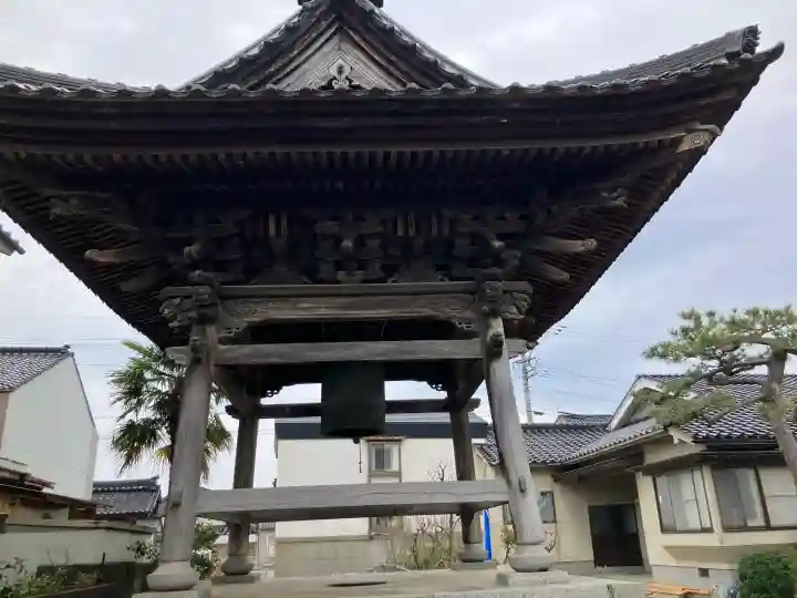 大乗寺の{uncategorized: "未分類", other: "その他", undefined: "問題あり", building: "その他建物", grave: "お墓", sacred_gate: "鳥居", guardian: "狛犬", statue: "像", buddha: "仏像", history: "歴史", nature: "自然", garden: "庭園", animal: "動物", pagoda: "塔", temizu: "手水舎", mountain_gate: "山門・神門", sanctuary: "本殿・本堂", subordinate: "末社・摂社", art: "芸術", scenery: "景色", jizo: "地蔵", ema: "絵馬", goshuin: "御朱印", omikuji: "おみくじ", items: "授与品その他", amulet: "お守り", goshuincho: "御朱印帳", eats: "食事", festival: "お祭り", votive_dance: "神楽", shichigosan: "七五三参", wedding: "結婚式", experience: "体験その他", initially: "初詣", around: "周辺", anti_infection: "感染症対策"}