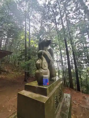 玉藻稲荷神社の狛犬