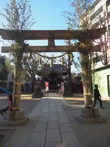 矢口氷川神社の鳥居