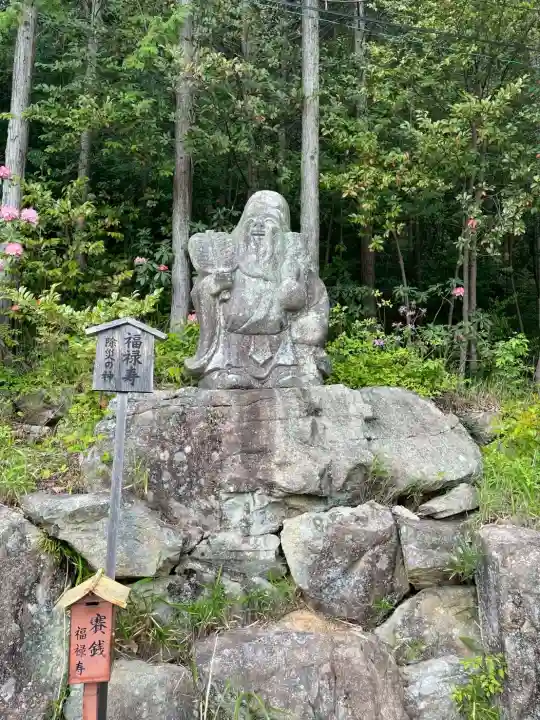 阿賀神社の{uncategorized: "未分類", other: "その他", undefined: "問題あり", building: "その他建物", grave: "お墓", sacred_gate: "鳥居", guardian: "狛犬", statue: "像", buddha: "仏像", history: "歴史", nature: "自然", garden: "庭園", animal: "動物", pagoda: "塔", temizu: "手水舎", mountain_gate: "山門・神門", sanctuary: "本殿・本堂", subordinate: "末社・摂社", art: "芸術", scenery: "景色", jizo: "地蔵", ema: "絵馬", goshuin: "御朱印", omikuji: "おみくじ", items: "授与品その他", amulet: "お守り", goshuincho: "御朱印帳", eats: "食事", festival: "お祭り", votive_dance: "神楽", shichigosan: "七五三参", wedding: "結婚式", experience: "体験その他", initially: "初詣", around: "周辺", anti_infection: "感染症対策"}