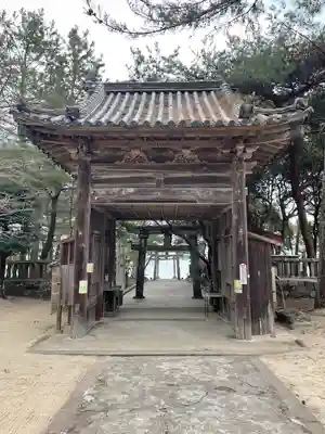 八幡奈多宮の山門・神門