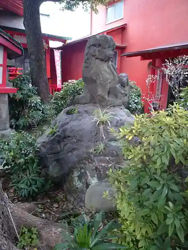 大島稲荷神社の狛犬