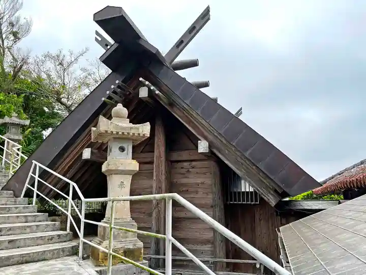 沖宮の本殿・本堂