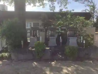 和爾良神社の末社・摂社